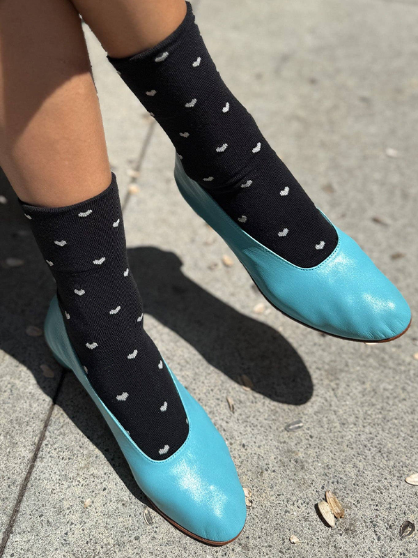 Heart Sneaker Socks: Black/Cream