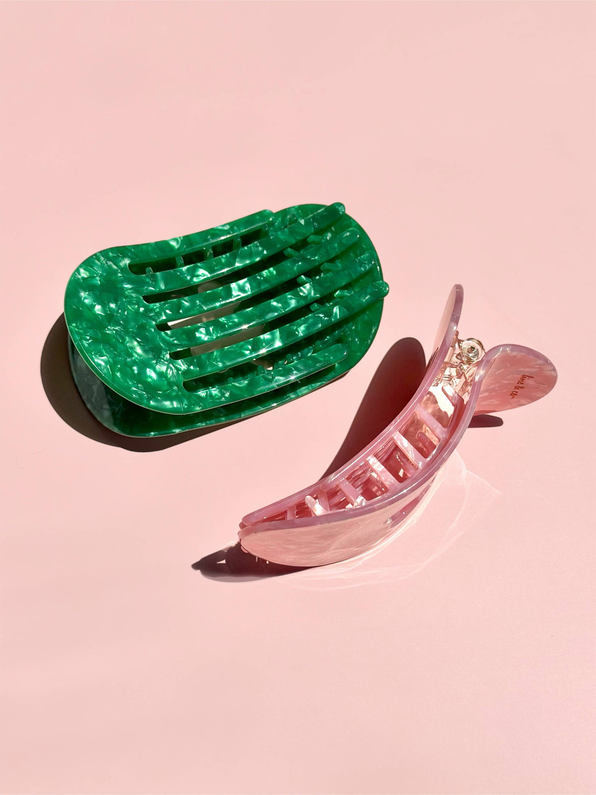 Flower Shaped Flat Claw Â