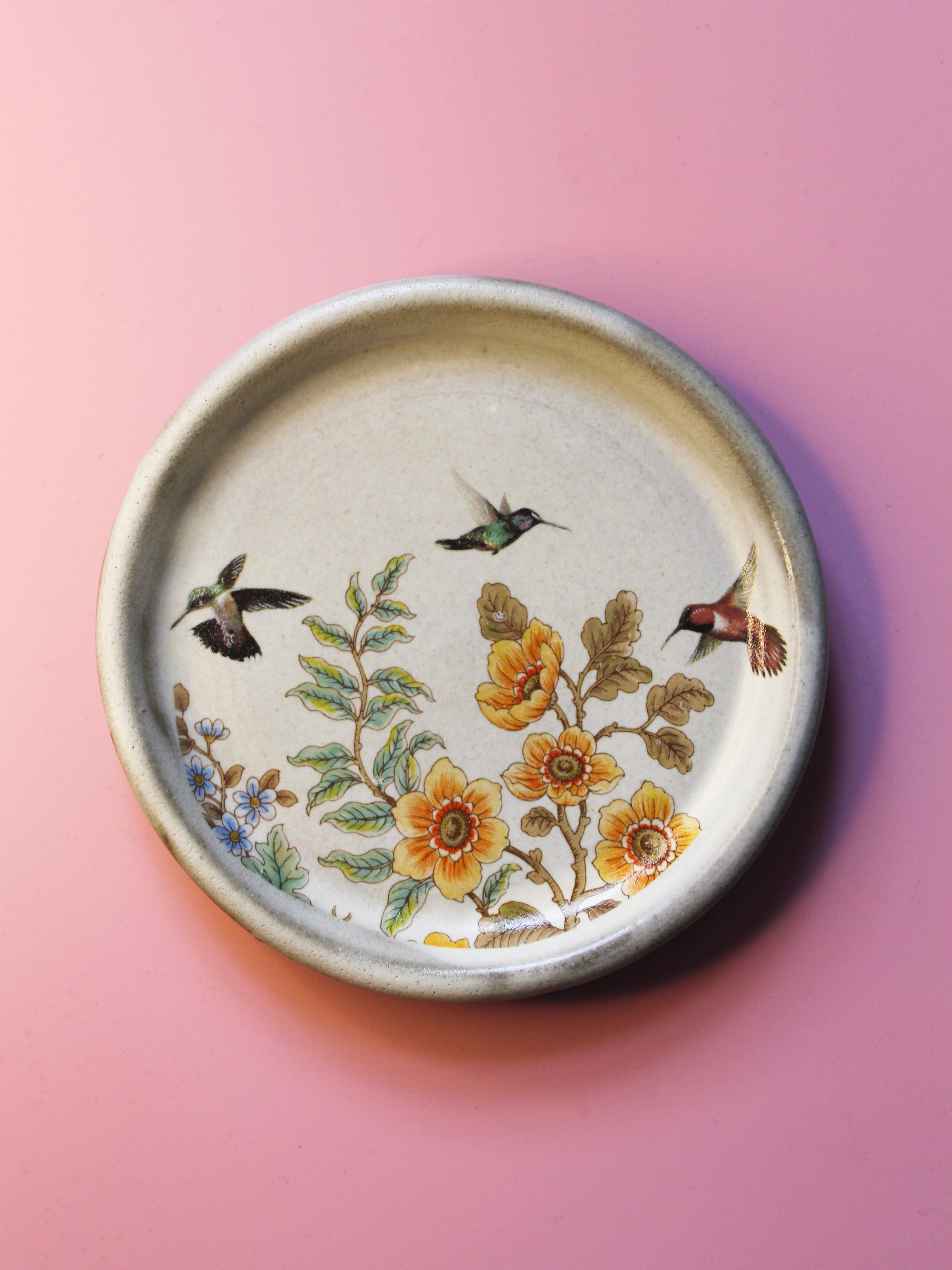 Coaster: Hummingbird Garden (White)