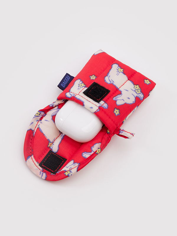 Puffy Earbuds Case: Bunnies