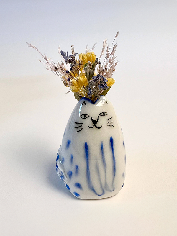 Mini Porcelain Cat Vase