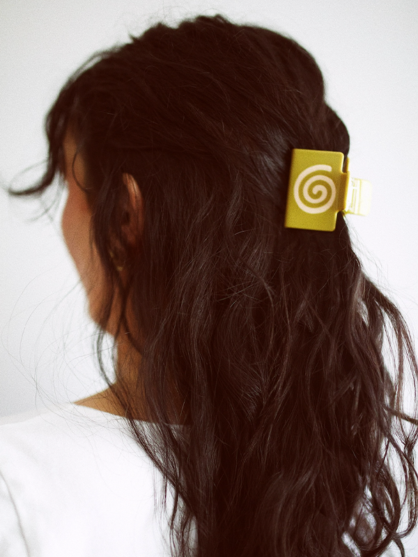 Pia Clip: Charteuse Swirl