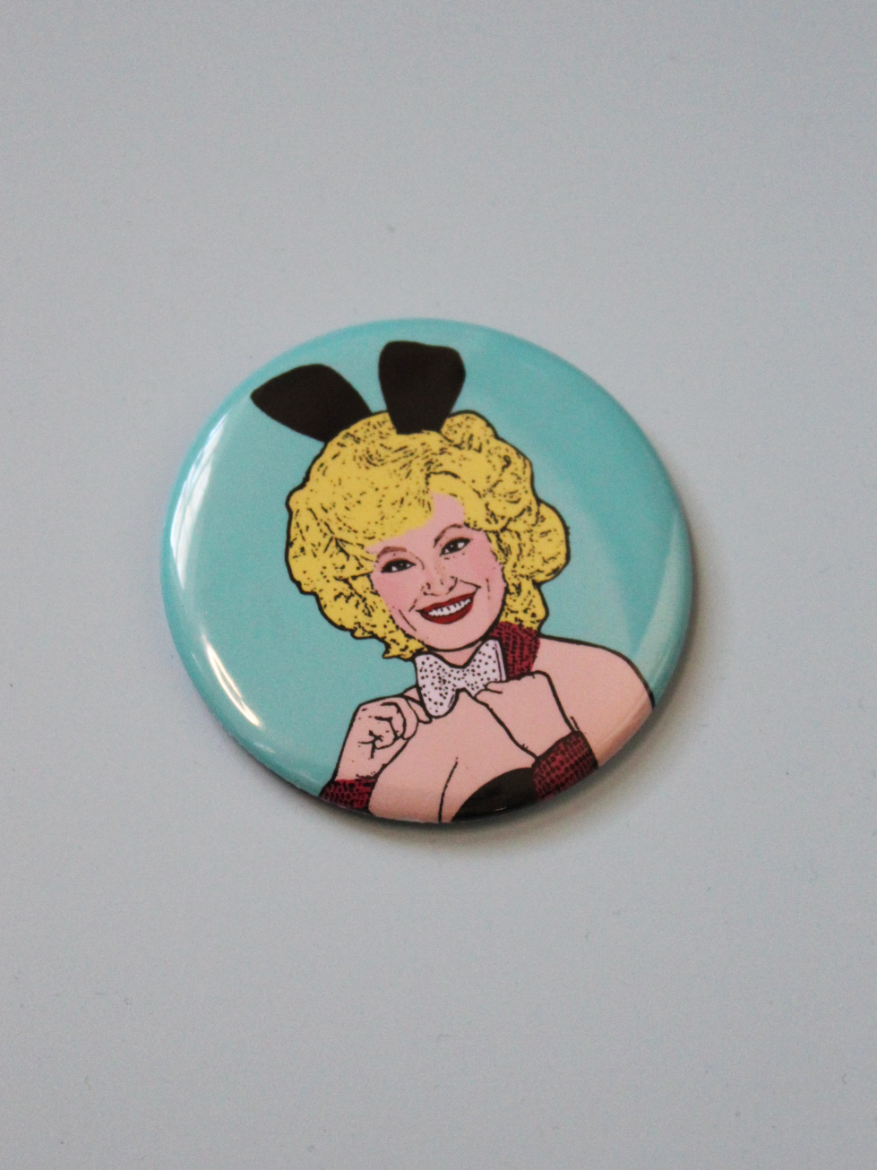 Dolly Playboy Magnet