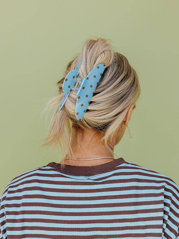 Brown & Blue Polka Dot Claw