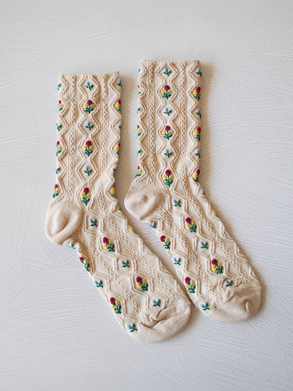 Romantic Floral Casual Socks: Milk Tea