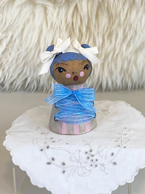 Michaela the Ceramic Regency Munbeibi
