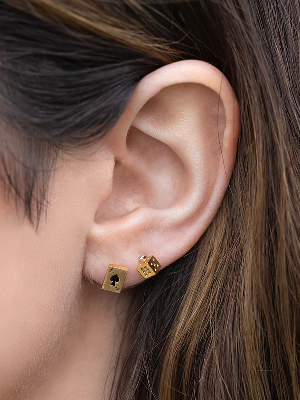 Perfect Illusion Studs: Gold