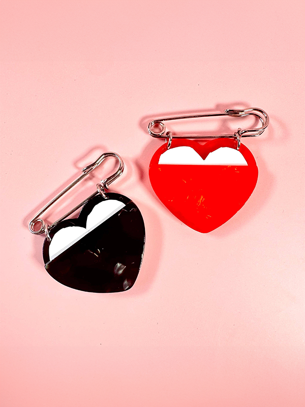 Heart Photo Frame Safety Pin: Black