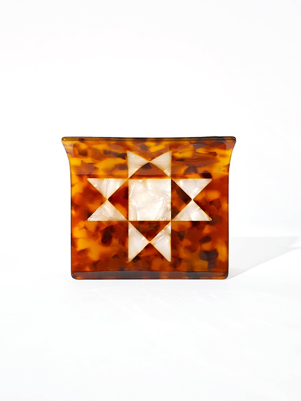 Tortoise Shell Quilt Claw
