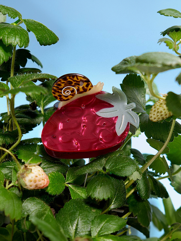 Strawberry Garden Hair Claw