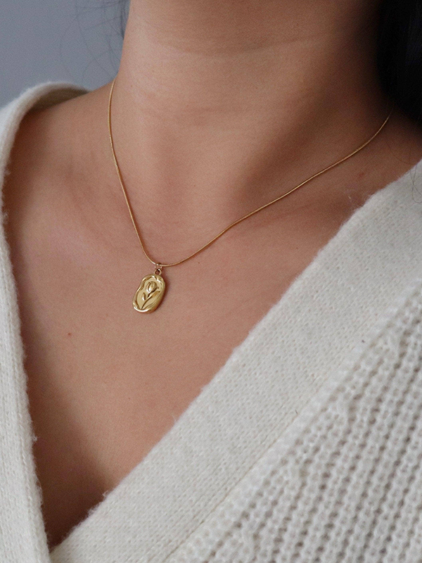 Tulip Necklace