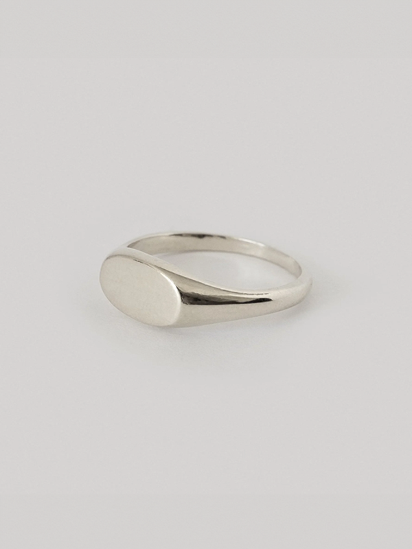 Wyatt Signet: Sterling Silver