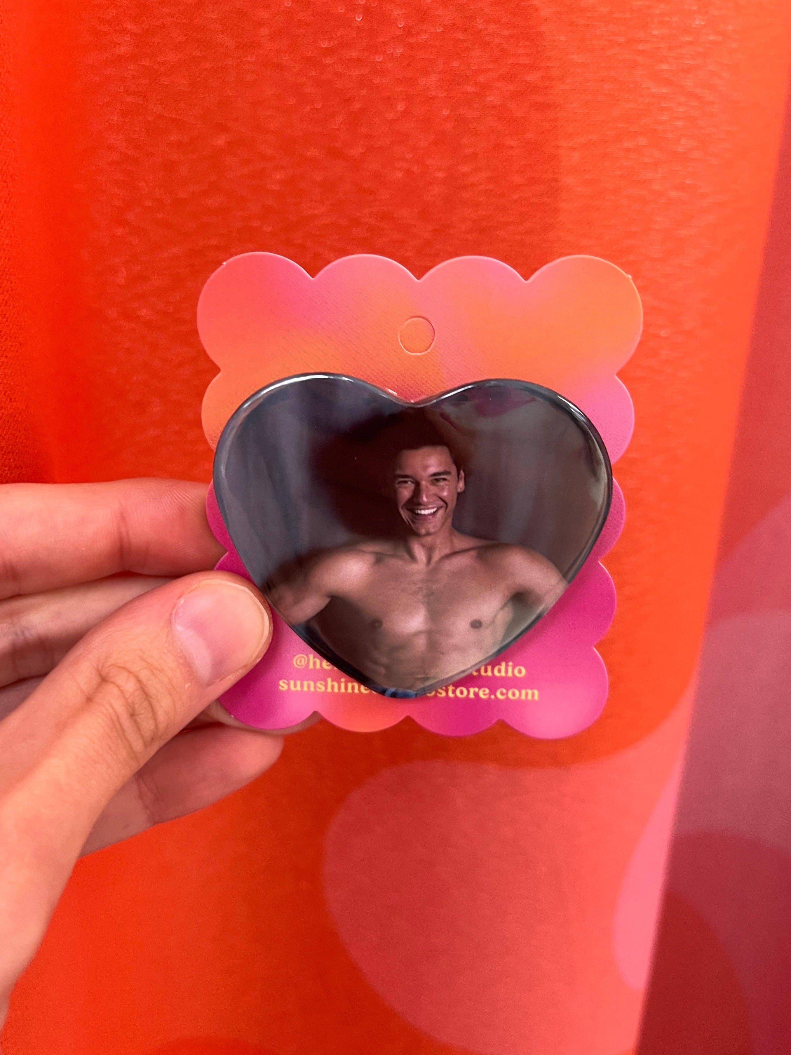 Shirtless Garrett Graham Off Campus Pin