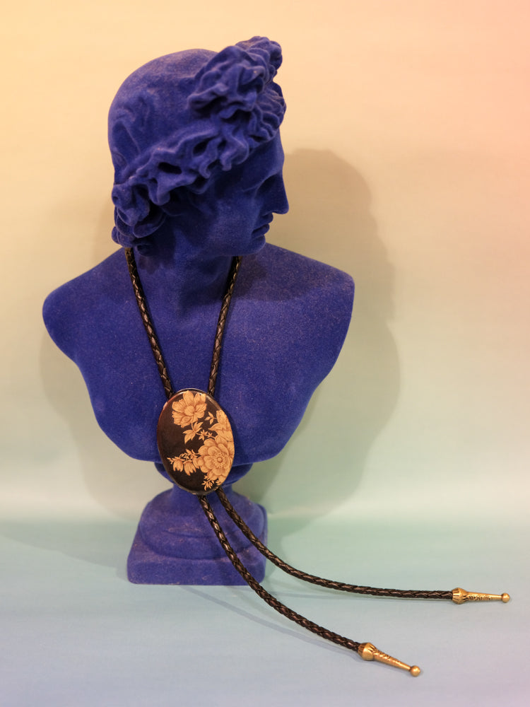 Bolo Tie: Gold Flowers (Onyx)