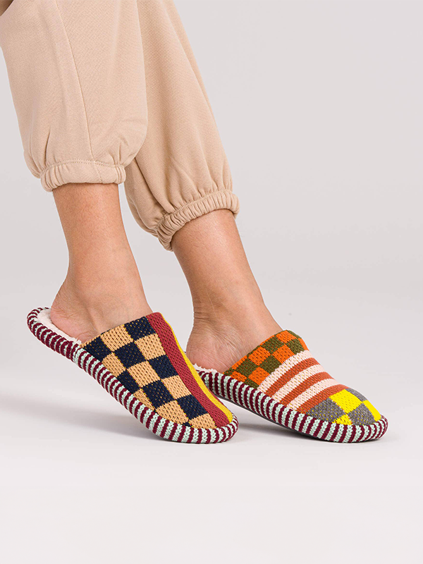 Pattern Patch Slide Slippers: Desert