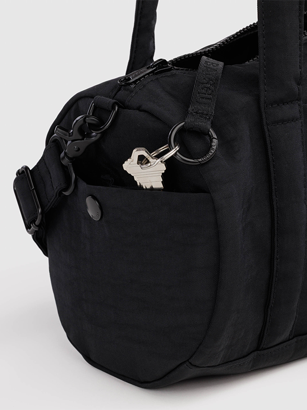 Nylon Duffle Bag: Black