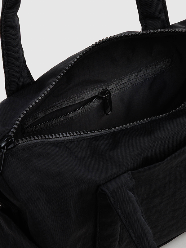 Nylon Duffle Bag: Black