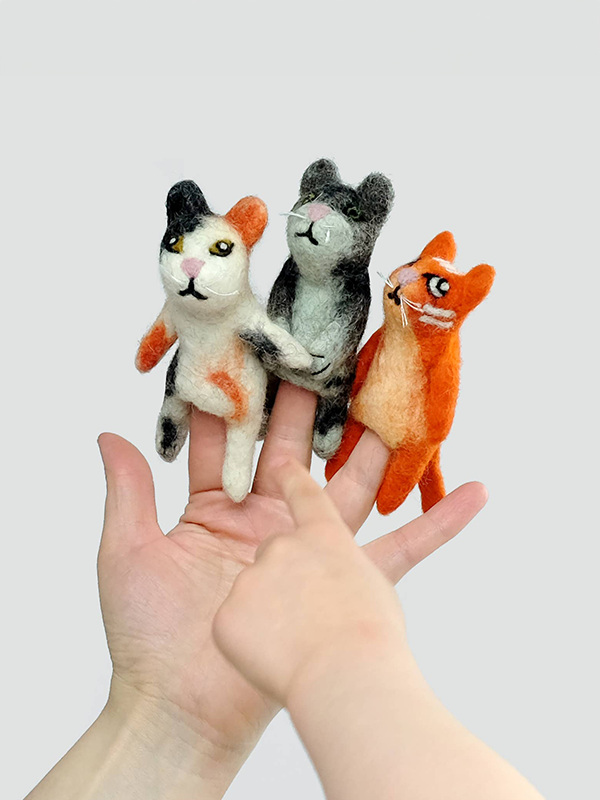 Cat Finger Puppet: Assorted