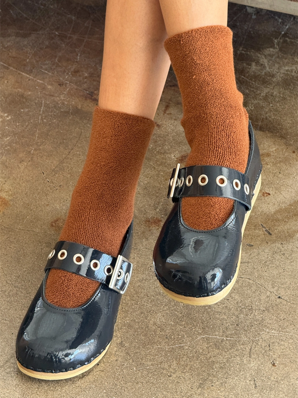 Cloud Socks: Sepia