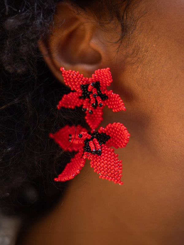 Beaded Floral Earrings: Noche Buena