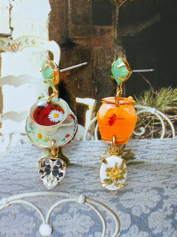 Steeped in Honey Dangle Earrings