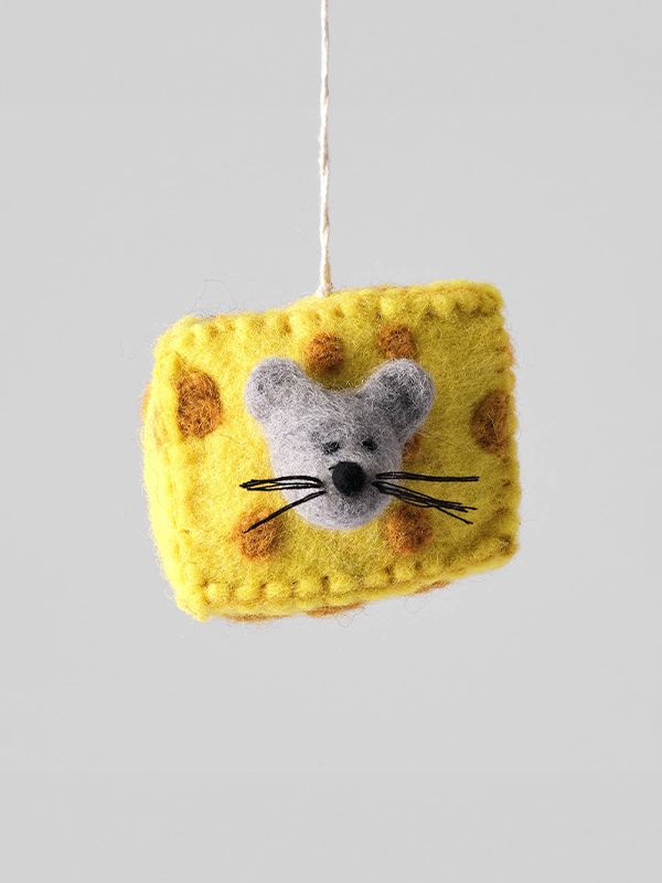 Hanging Felt Ornament: Mouse