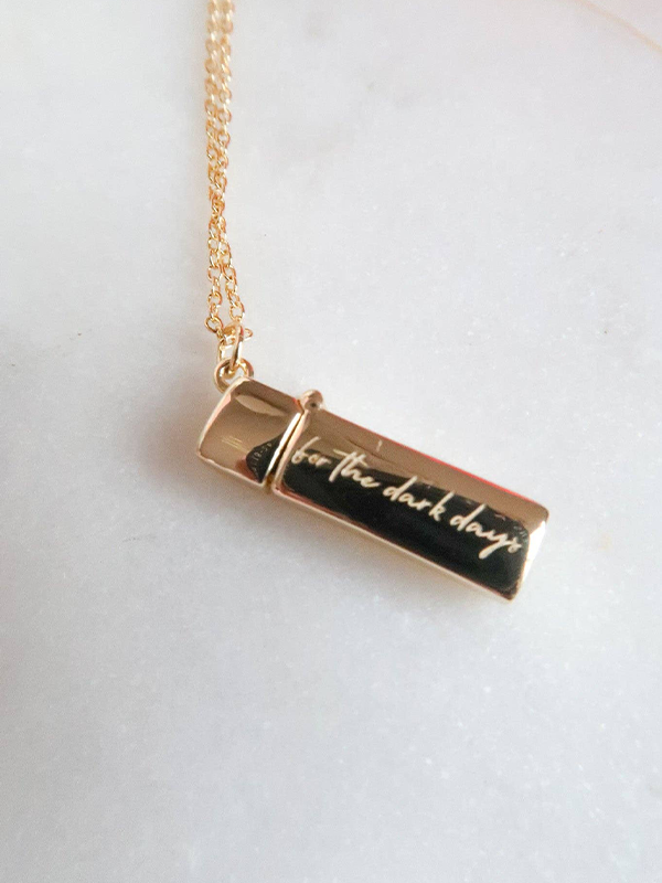 Fireheart Lighter Necklace: Gold