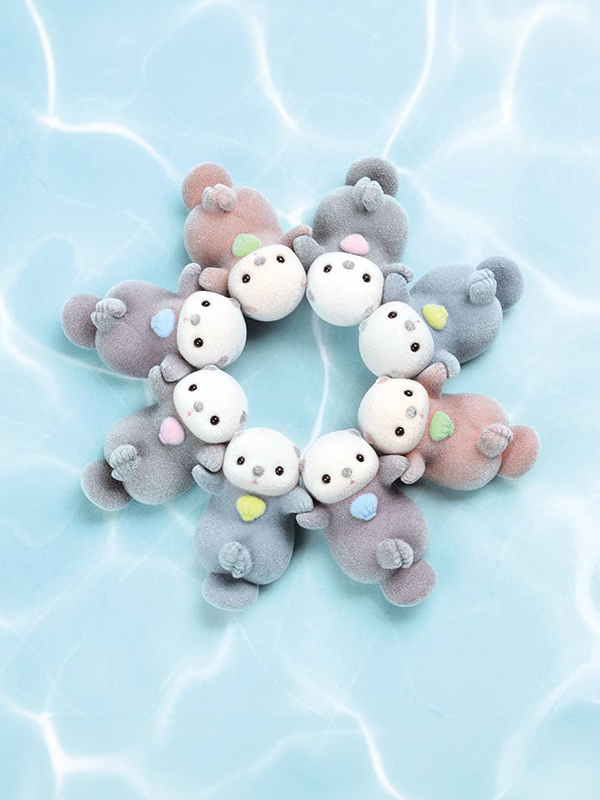 Let's Hold Hands Otter Blind Box: Assorted