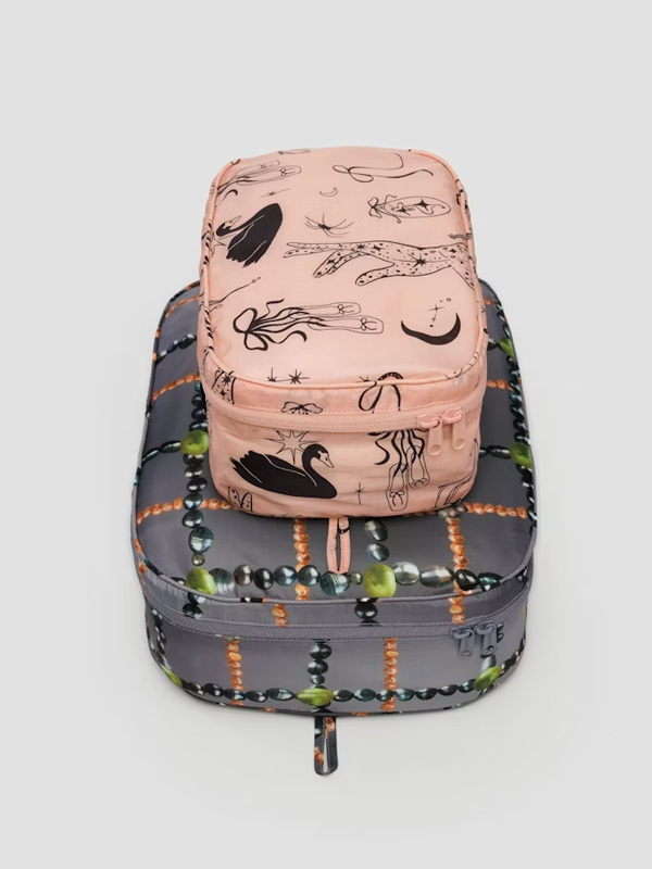 Baggu Packing Cube Set, a set of lightweight, durable cubes designed to help organize and pack your clothes and accessories efficiently for travel.