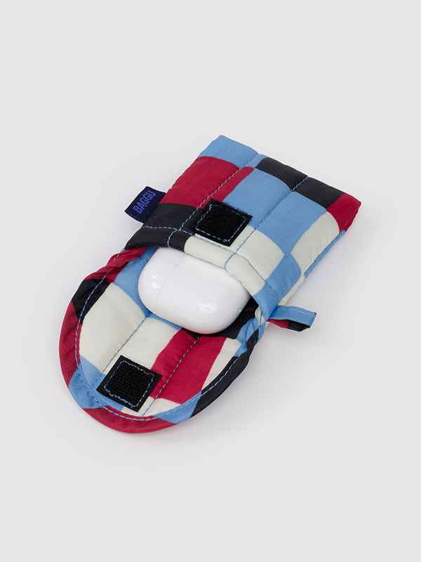 Puffy Earbuds Case: Painted Check