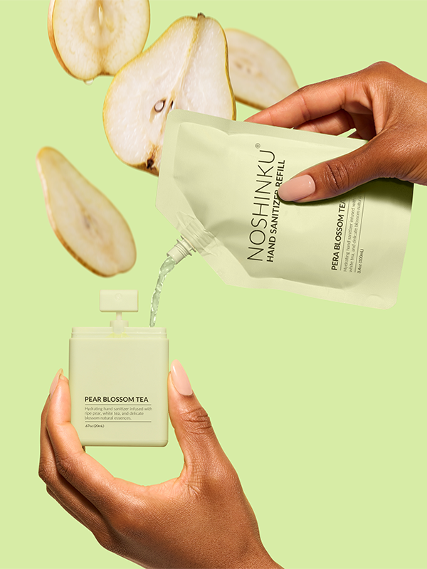Hydrating Sanitizer Mini Refill Pouch: Pear Blossom Tea