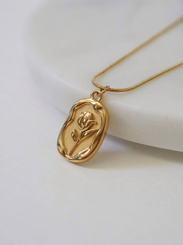 Tulip Necklace