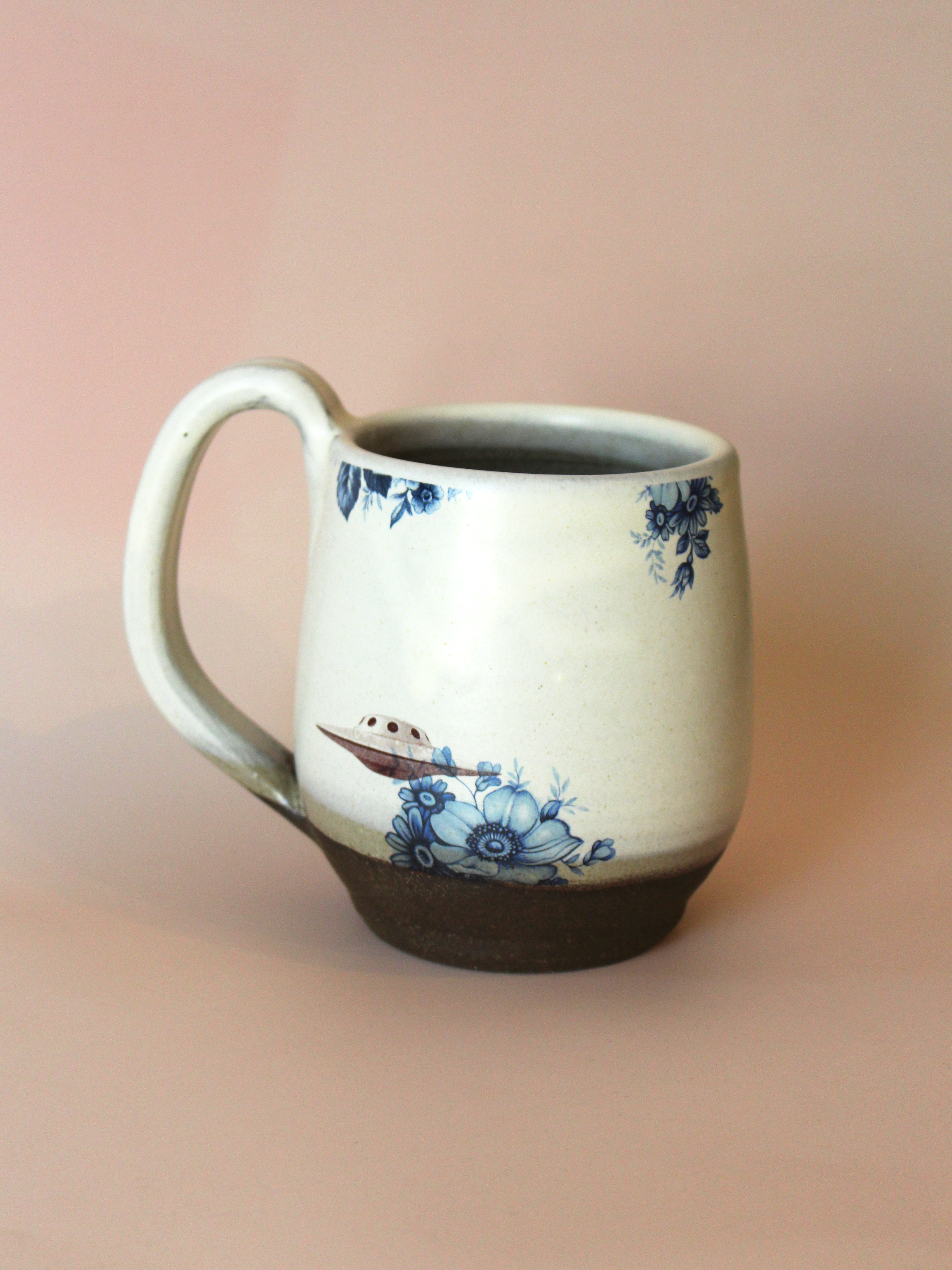 Mug: UFO Blue Floral (White)