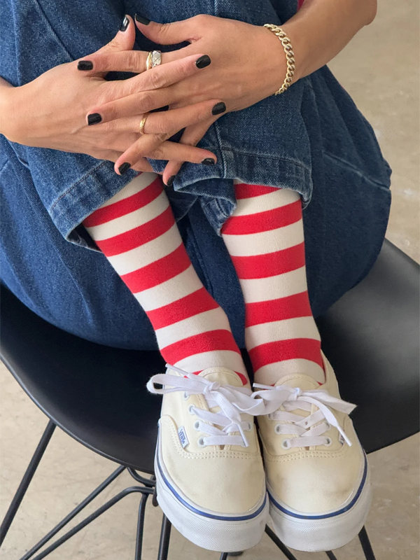 Wally Socks: Wide Red Stripe