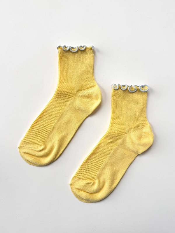 The Petite Ruffled Modal Socks: Butter/Baby Blue